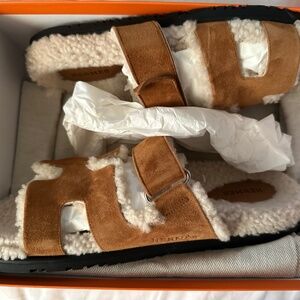 100% Authentic Hermes Chypre Shearling Sandals 39